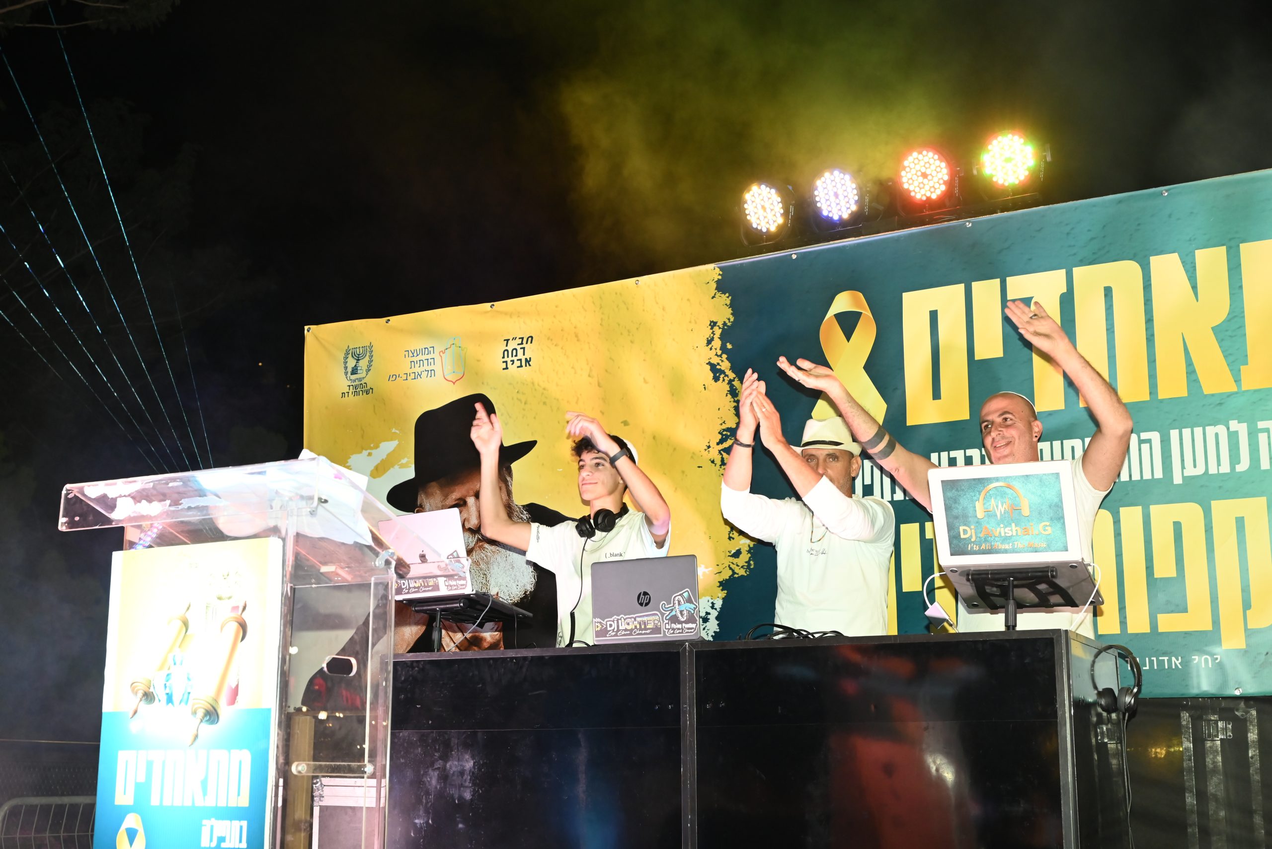 2024-10-24 22.37.21